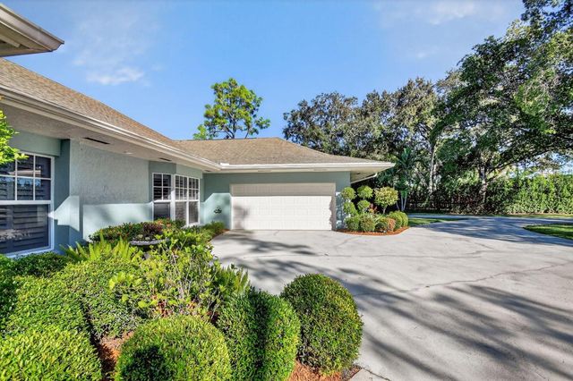 13172 Doubletree Circle, Wellington, FL 33414