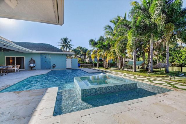 13172 Doubletree Circle, Wellington, FL 33414