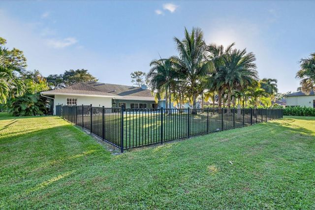 13172 Doubletree Circle, Wellington, FL 33414