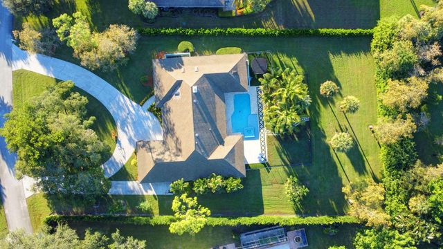 13172 Doubletree Circle, Wellington, FL 33414