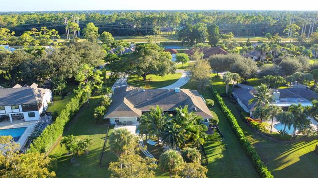 13172 Doubletree Circle, Wellington, FL 33414