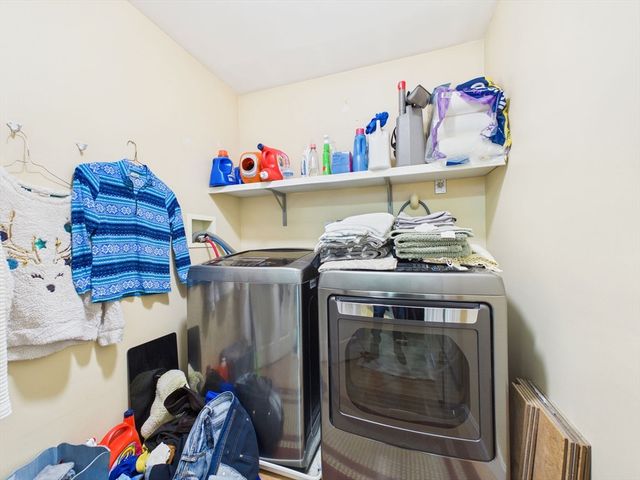 23 Elmwood Dr, Berkley, MA 02779