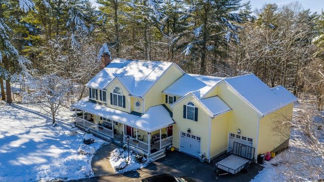 23 Elmwood Dr, Berkley, MA 02779