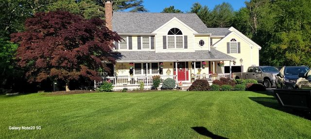 23 Elmwood Dr, Berkley, MA 02779