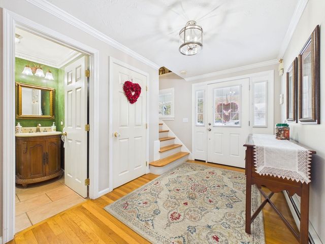 23 Elmwood Dr, Berkley, MA 02779