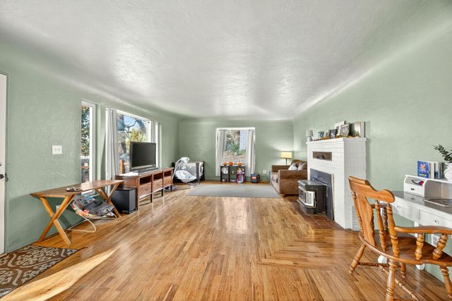 13688 Highway 238, Applegate, OR 97530