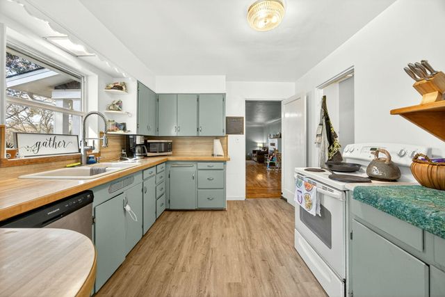 13688 Highway 238, Applegate, OR 97530