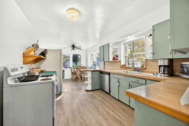 13688 Highway 238, Applegate, OR 97530