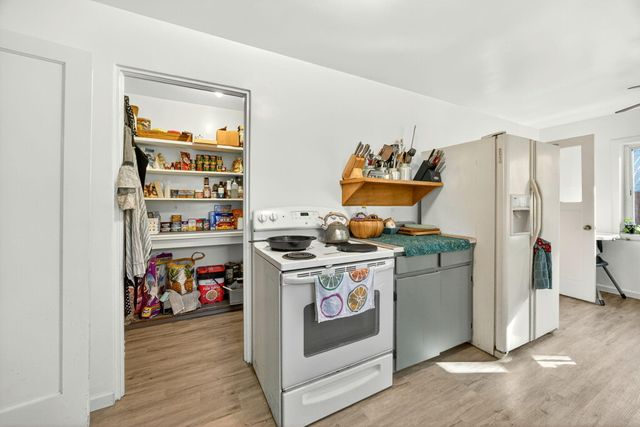 13688 Highway 238, Applegate, OR 97530