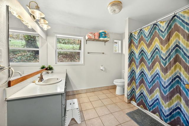 13688 Highway 238, Applegate, OR 97530