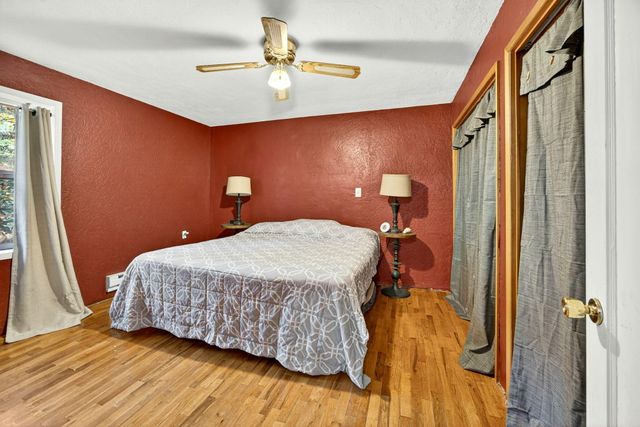 13688 Highway 238, Applegate, OR 97530