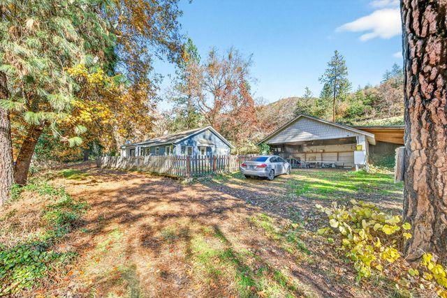 13688 Highway 238, Applegate, OR 97530