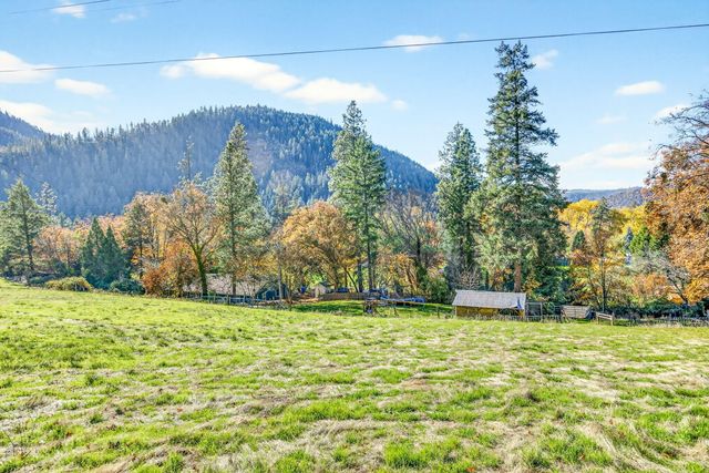 13688 Highway 238, Applegate, OR 97530