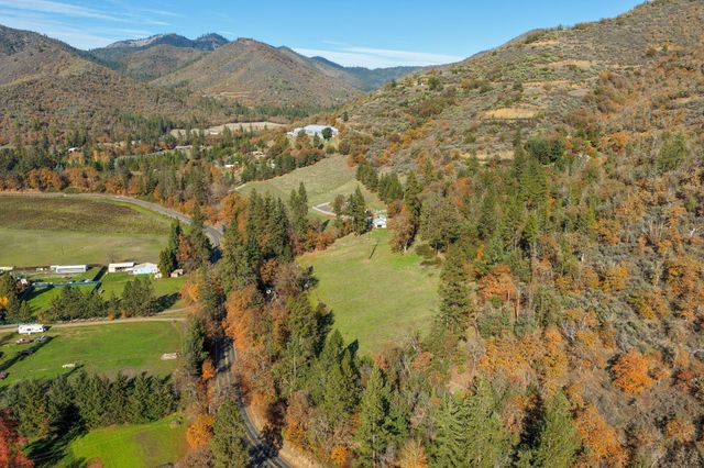 13688 Highway 238, Applegate, OR 97530