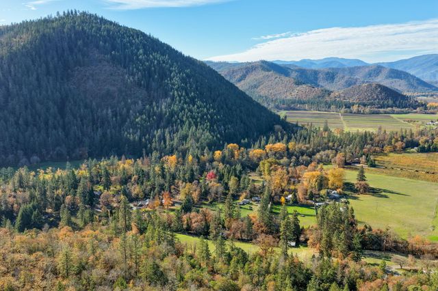 13688 Highway 238, Applegate, OR 97530