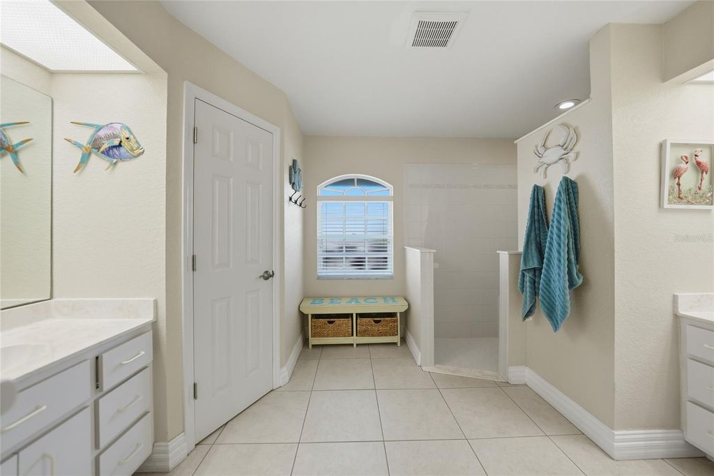 Image 21 of property listing at 1001 MINEO DRIVE, Punta Gorda, FL 33950