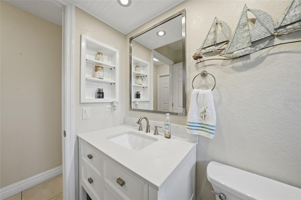 Image 27 of property listing at 1001 MINEO DRIVE, Punta Gorda, FL 33950