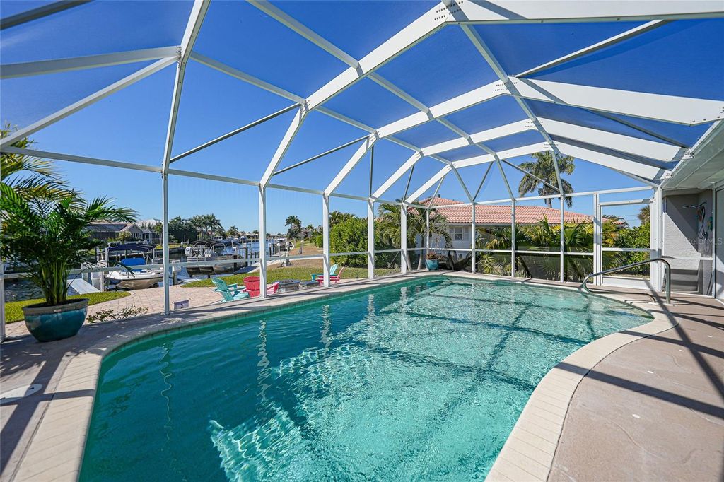 Image 35 of property listing at 1001 MINEO DRIVE, Punta Gorda, FL 33950
