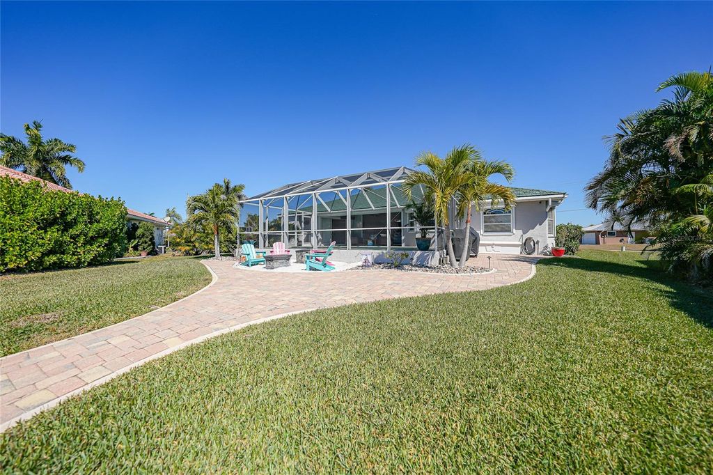 Image 44 of property listing at 1001 MINEO DRIVE, Punta Gorda, FL 33950