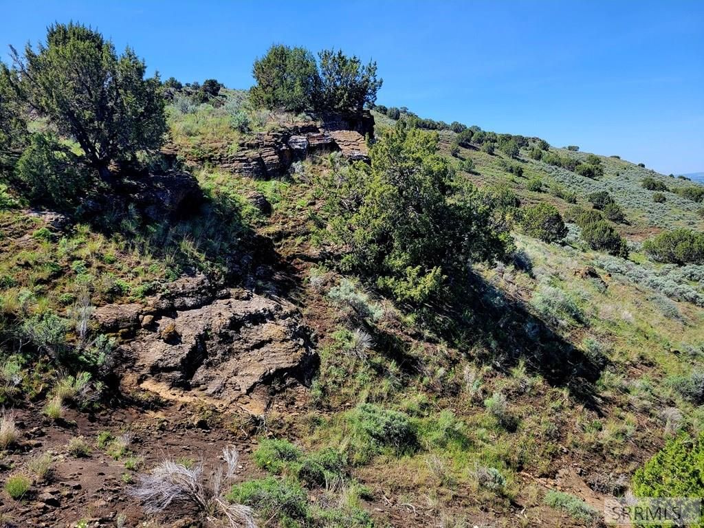 Image 7 of property listing at L17B5 Outlaw Pass, Menan, ID 83434