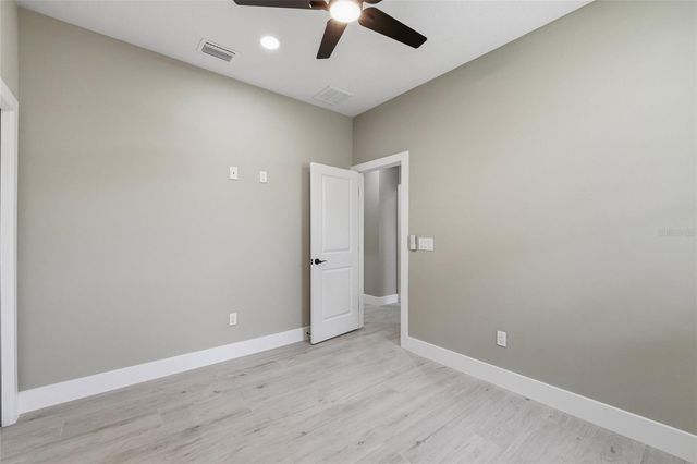 8316 N EDISON AVENUE, Tampa, FL 33604