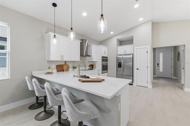 8316 N EDISON AVENUE, Tampa, FL 33604