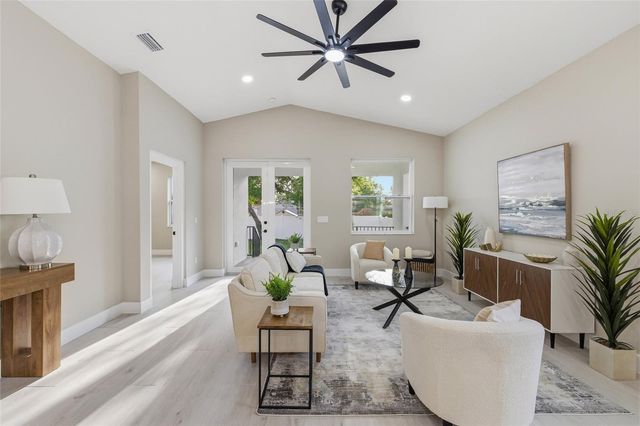 8316 N EDISON AVENUE, Tampa, FL 33604