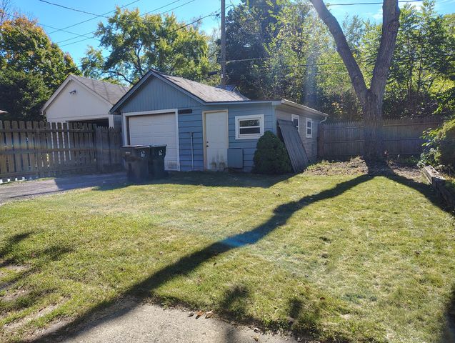 35W325 Lambert Avenue, St. Charles, IL 60174