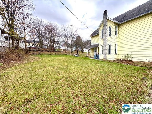 346 Messinger, Bangor Boro, PA 18013