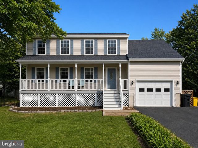 3847 HOLLY DR, Edgewater, MD 21037