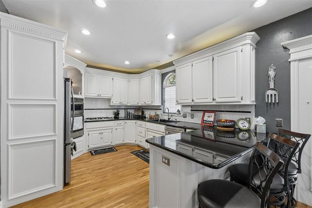 2600 Grand National Drive, Edmond, OK 73034