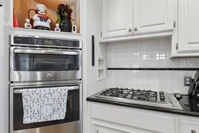 2600 Grand National Drive, Edmond, OK 73034