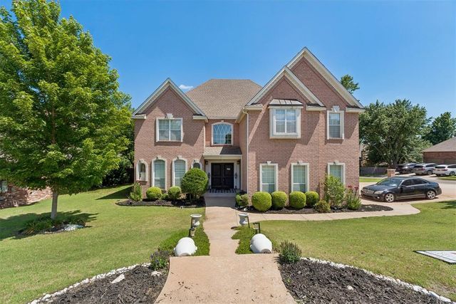 2600 Grand National Drive, Edmond, OK 73034