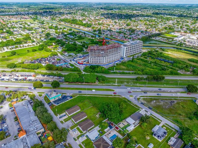 214 S Dixie Hwy, Miami, FL 33189