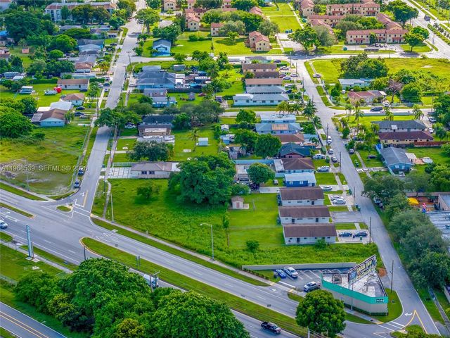 214 S Dixie Hwy, Miami, FL 33189