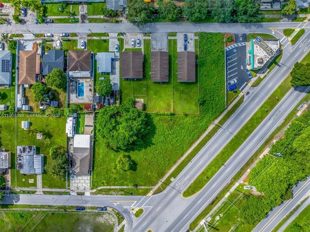 214 S Dixie Hwy, Miami, FL 33189