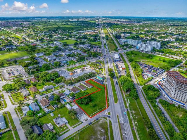 214 S Dixie Hwy, Miami, FL 33189