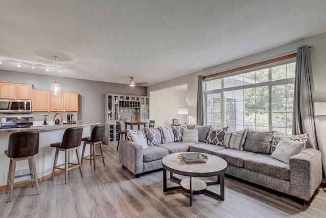 14171 Fountain Hills Court NE, Prior Lake, MN 55372