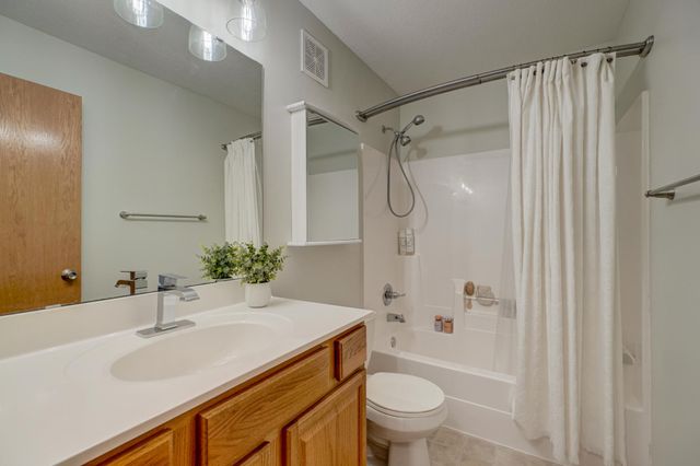 14171 Fountain Hills Court NE, Prior Lake, MN 55372