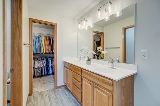 14171 Fountain Hills Court NE, Prior Lake, MN 55372