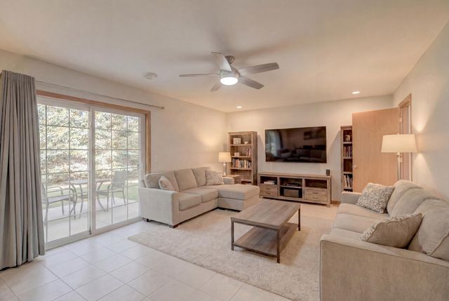 14171 Fountain Hills Court NE, Prior Lake, MN 55372
