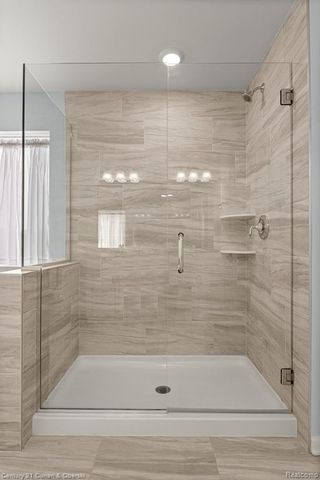 2717 Salt Springs Drive, Saline, MI 48176