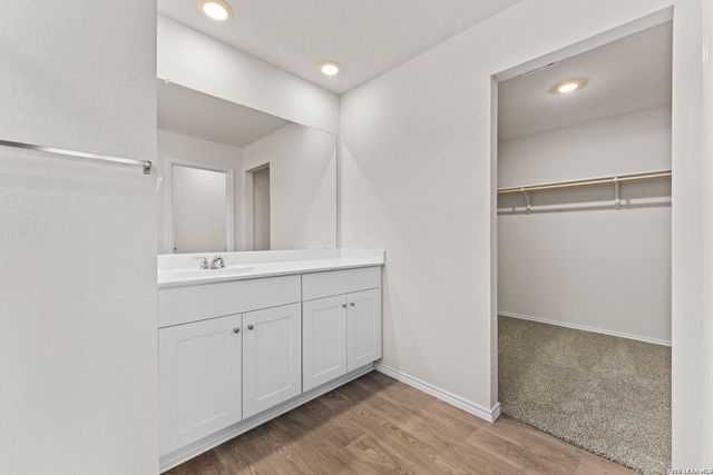 1101 Argonne Forest, Seguin, TX 78155