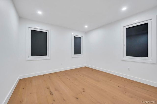 472 Farmranch Road E, Bethpage, NY 11714