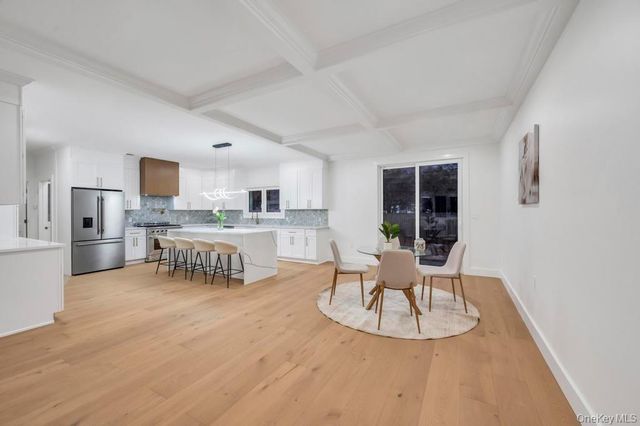 472 Farmranch Road E, Bethpage, NY 11714