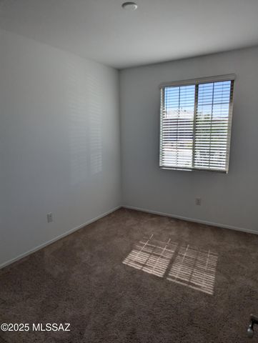 10161 S Moonlit Riverwalk Trail, Vail, AZ 85641