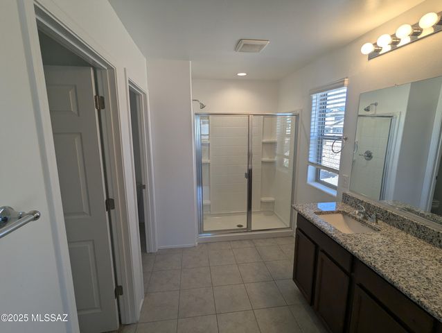 10161 S Moonlit Riverwalk Trail, Vail, AZ 85641