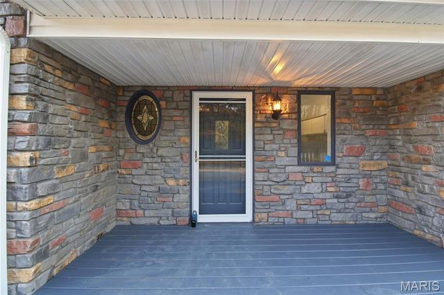 4814 Red Cedar Valley Lane, High Ridge, MO 63049