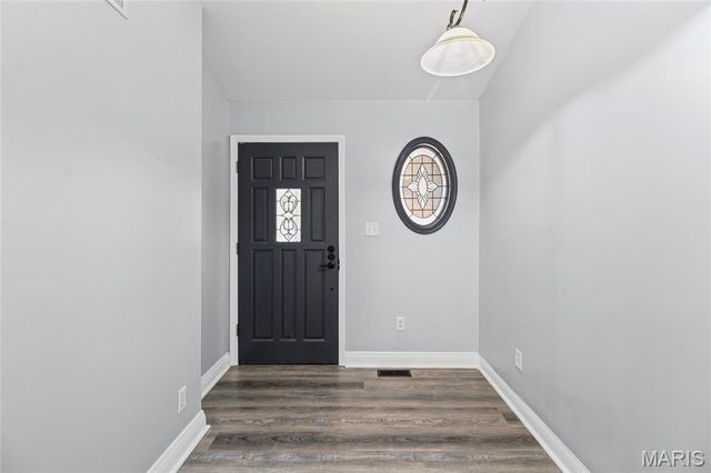 4814 Red Cedar Valley Lane, High Ridge, MO 63049