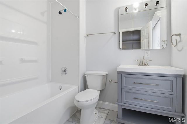 4814 Red Cedar Valley Lane, High Ridge, MO 63049